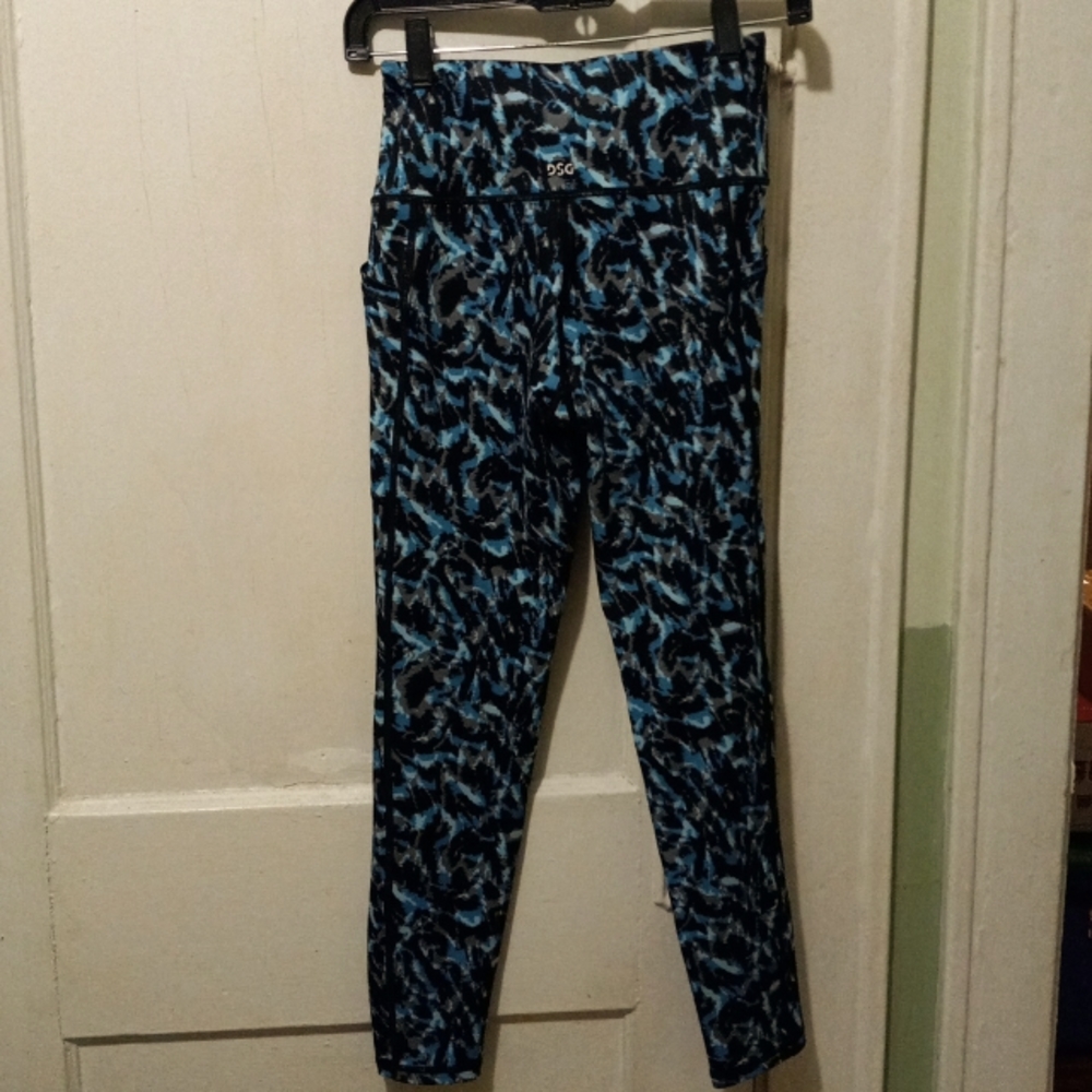 DSG Movement Leggings, Left & Right Side Pockets, S, Like new